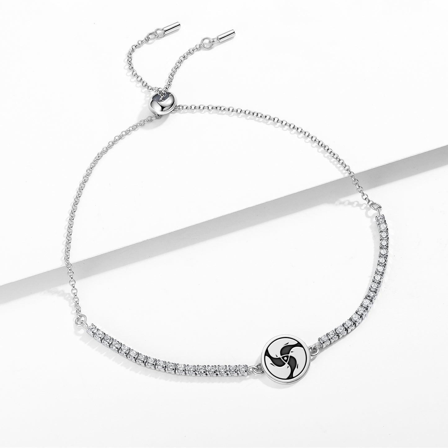 THREE FISH SHARE THE SAME HEAD  Adjustable Bracelet