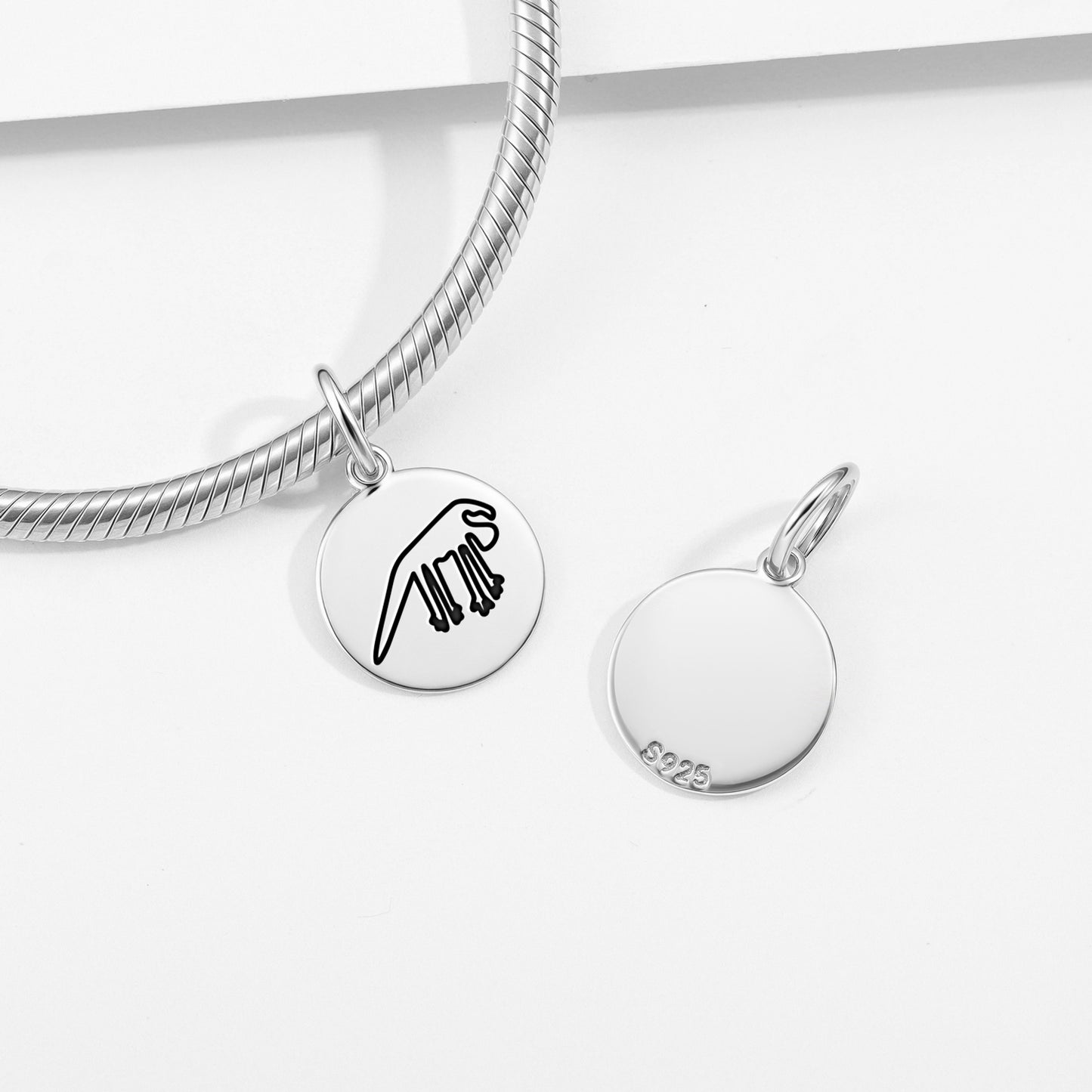 The Iguana Nazca lines Symbols Pendant Dangle Charm